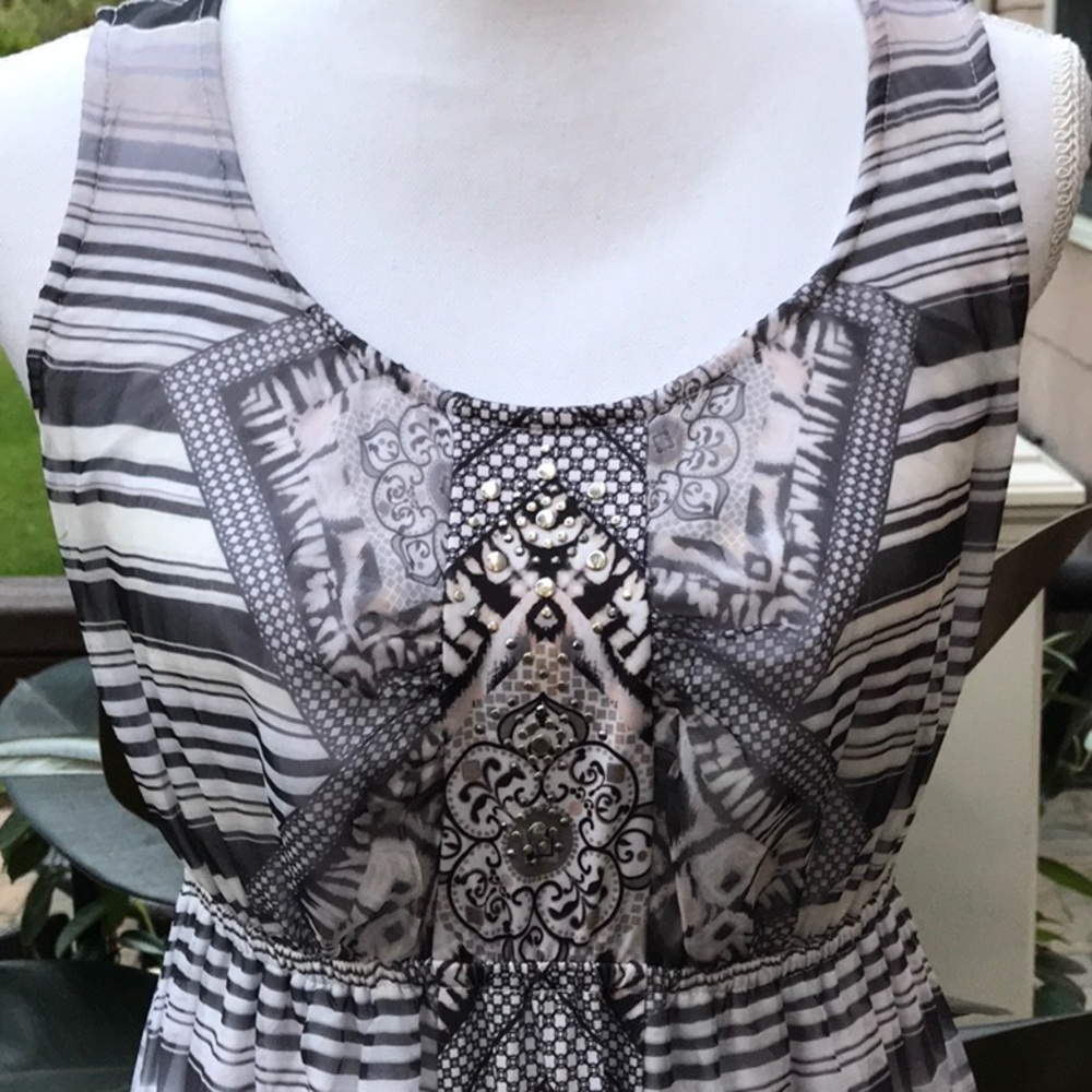 ❌SOLD ❌Sleeveless Pattern & Tie Dye Maxi Dress - Picture 2 of 8